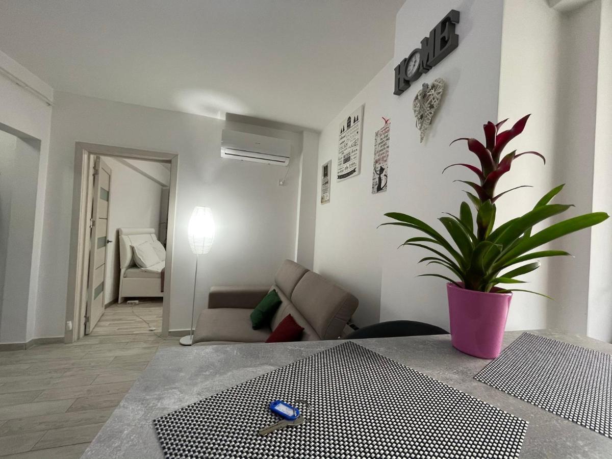 Renting Solutions Iulius Mall Iasi Luaran gambar